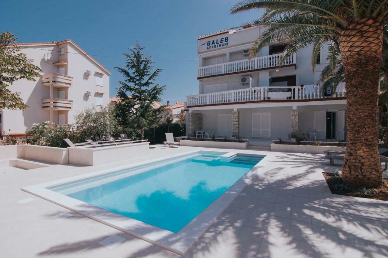Pool Apartments Galeb Новалья Экстерьер фото